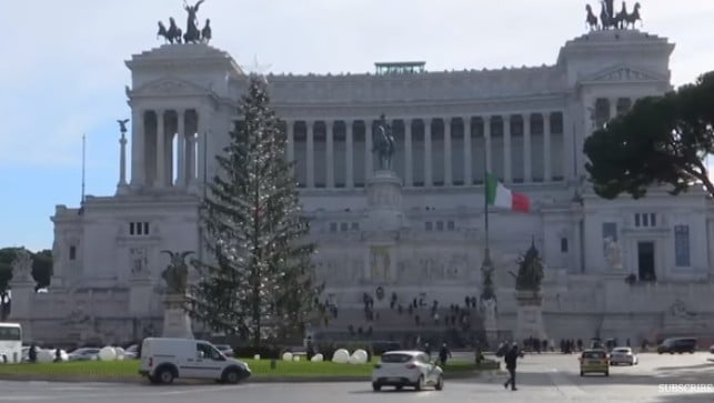 Juletreet plassert på Piazza Venezia i Roma i 2017, bedre kjent som Spelacchio.
